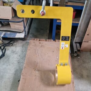 C-Haken ohne Gegengewicht Tragfähigkeit 500 kg mit Broncebuchse