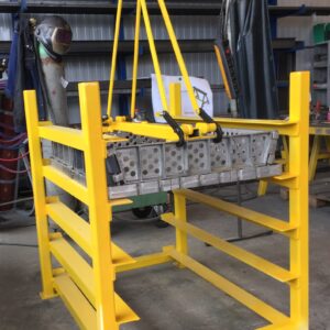 Ablagegestell mit Kistengreifer für Strahlanlagen oder Verzinkerei Tragfähigkeit 300 kg